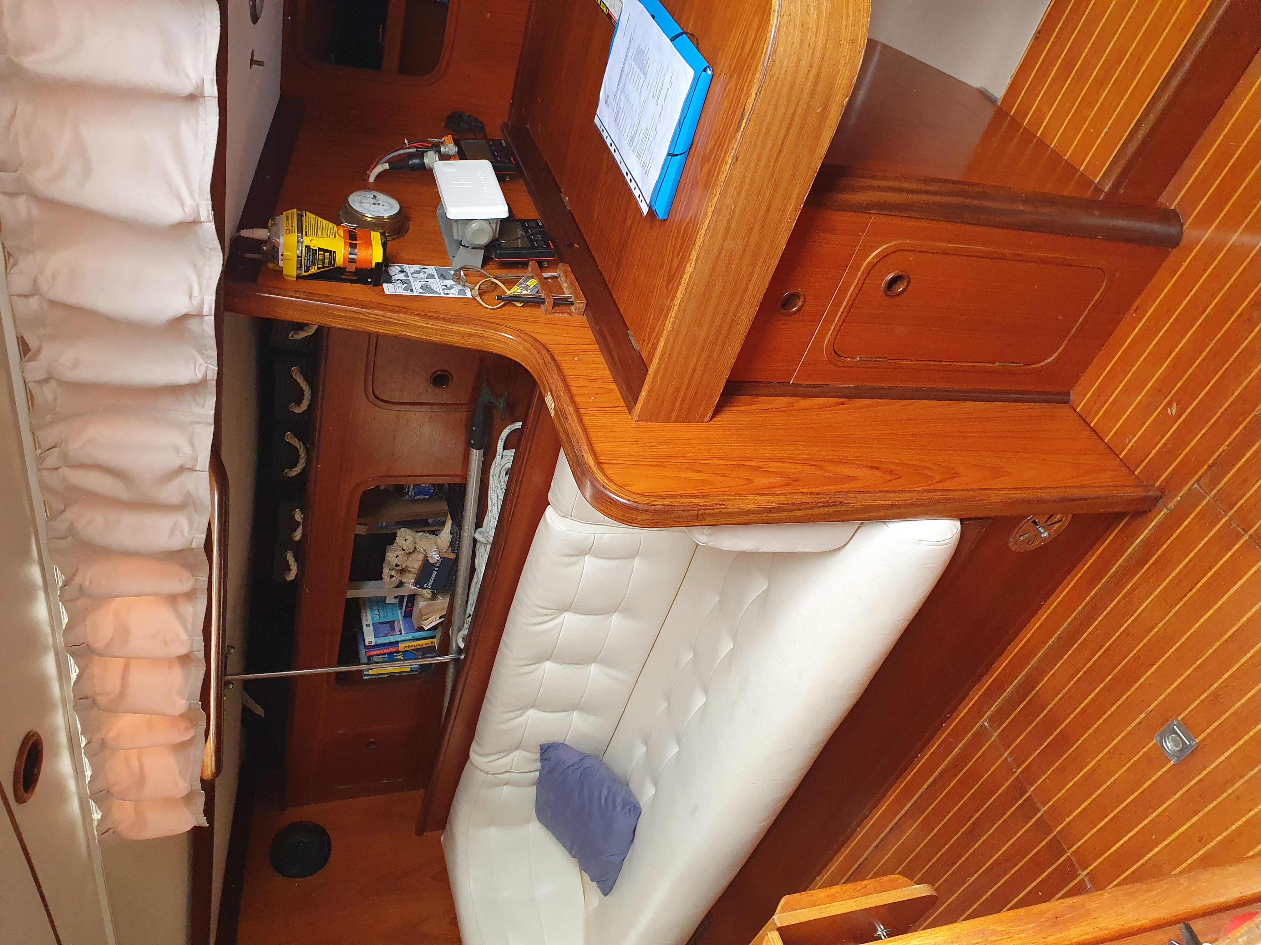 slider 27 Beneteau First 435